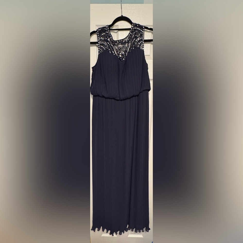 Alex Evenings Navy Sequin Dress great for Proms, dances and formal events